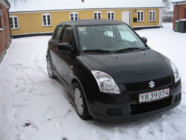 Suzuki swift GL-J billede 1