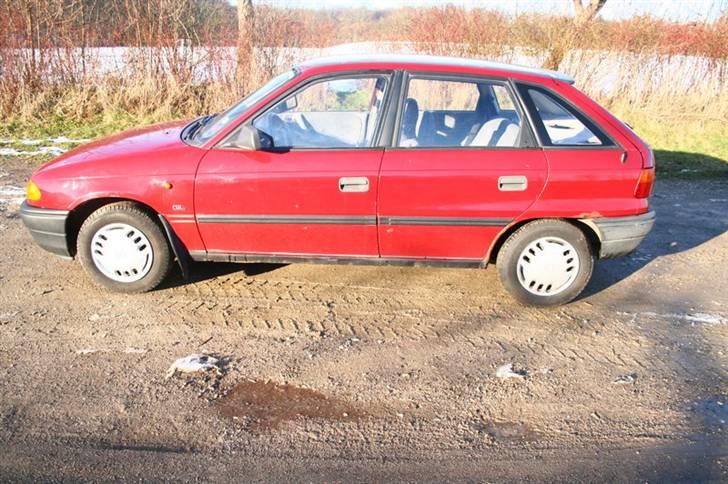 Opel Astra 1,6i   ( Tidl. Bil ) billede 14