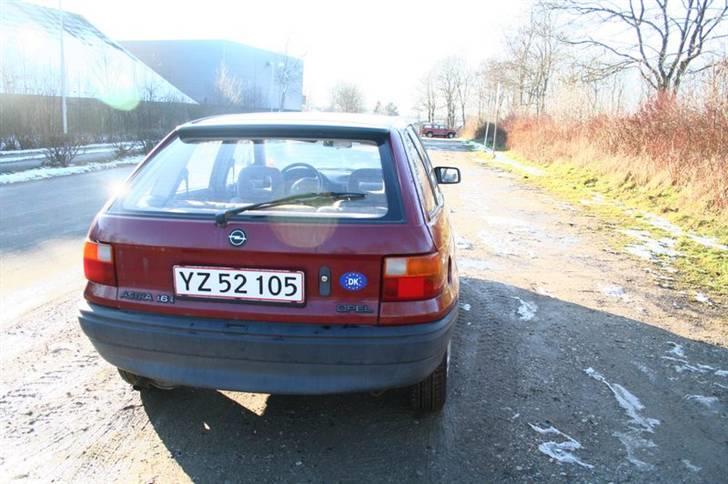 Opel Astra 1,6i   ( Tidl. Bil ) billede 17
