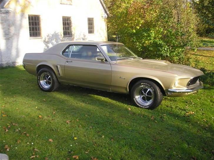 Ford Mustang  (Solgt) - De fede Magnun 500 fælge klæder den skide godt. billede 5