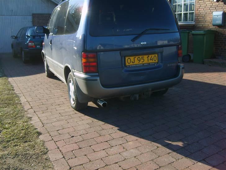 Nissan serena 2.0 gsx solgt billede 8