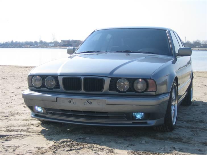 BMW E34 billede 2