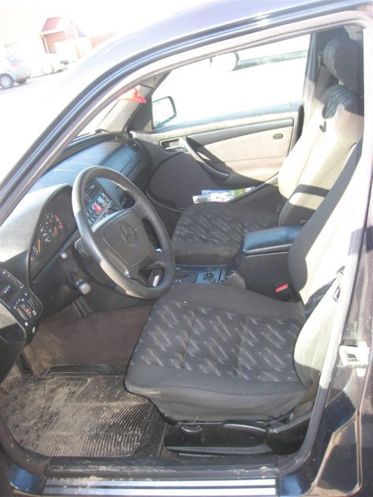 Mercedes Benz C220 CDI  SOLGT billede 8