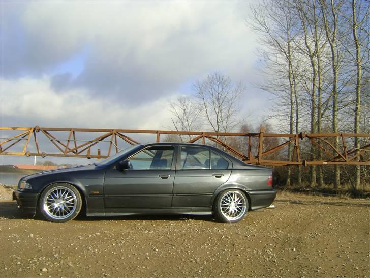 BMW 320i E36 (solgt) billede 17