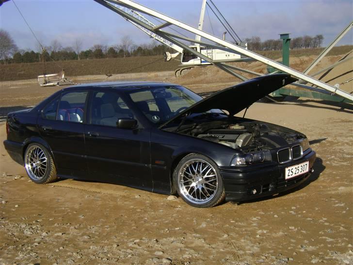 BMW 320i E36 (solgt) billede 18