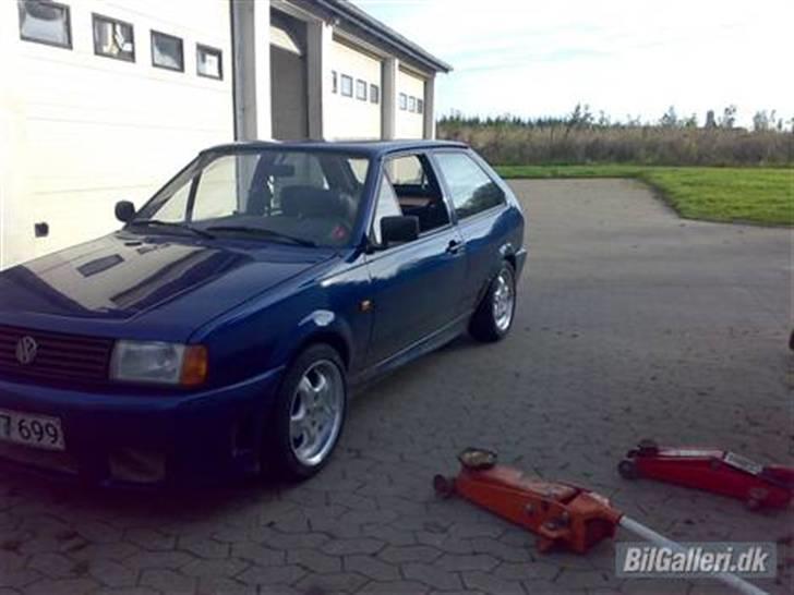 VW Polo coupé SOLGT billede 1