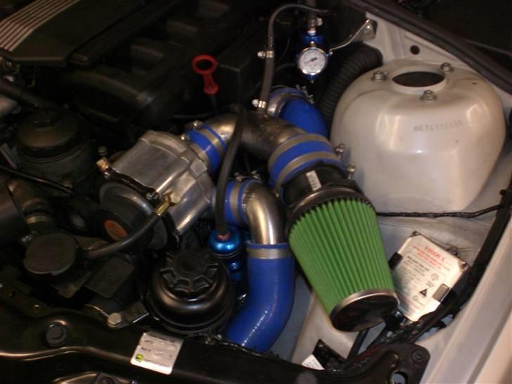 BMW 323 sedan e46 billede 16