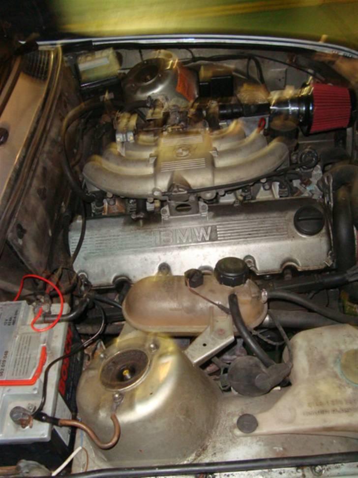BMW 323i e30 r.i.p - jeg ved godt de er lidt mørke billede 6