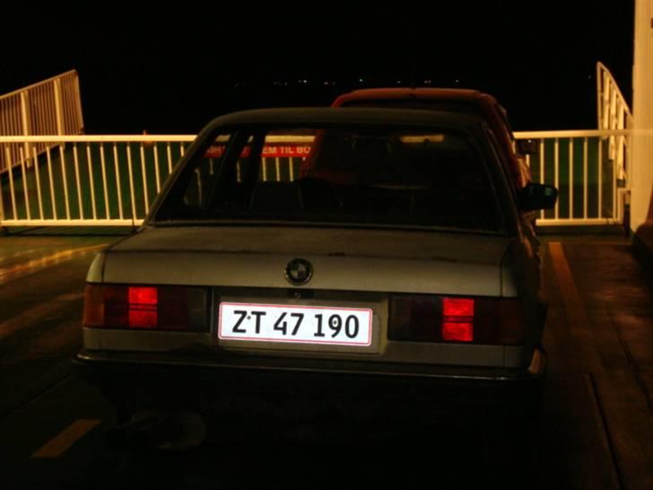BMW 323i e30 r.i.p - jeg ved godt de er lidt mørke billede 7