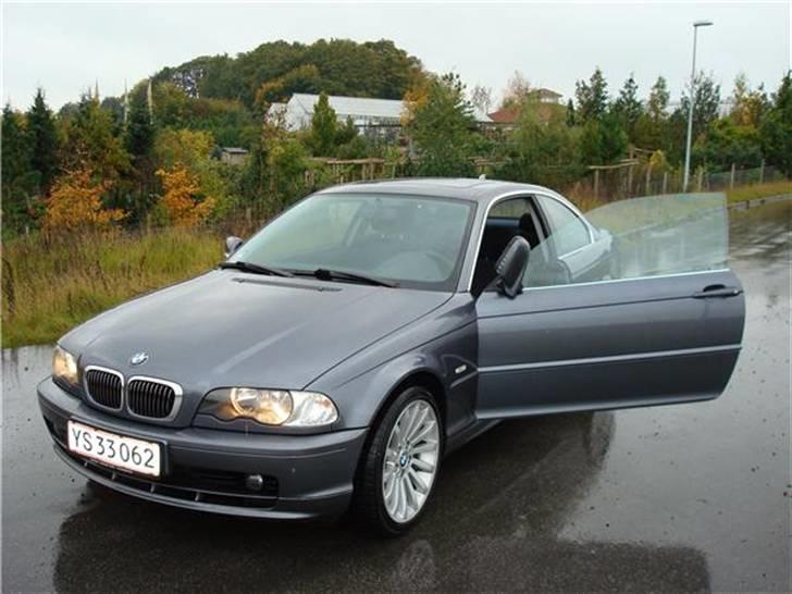 BMW e46 320ci SOLGT billede 1