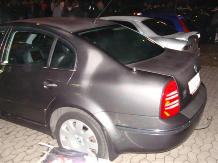 Skoda Superb TDI ..TOTAL SKADET - orignal 17 tommer vinter fælg billede 18