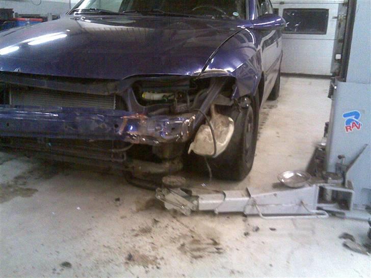 Opel Vectra b Total skadet :( billede 12