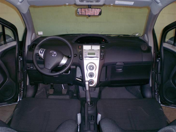 Toyota Yaris *SOLGT* billede 4