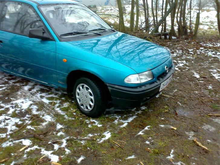 Opel Astra F - Total skadet billede 2