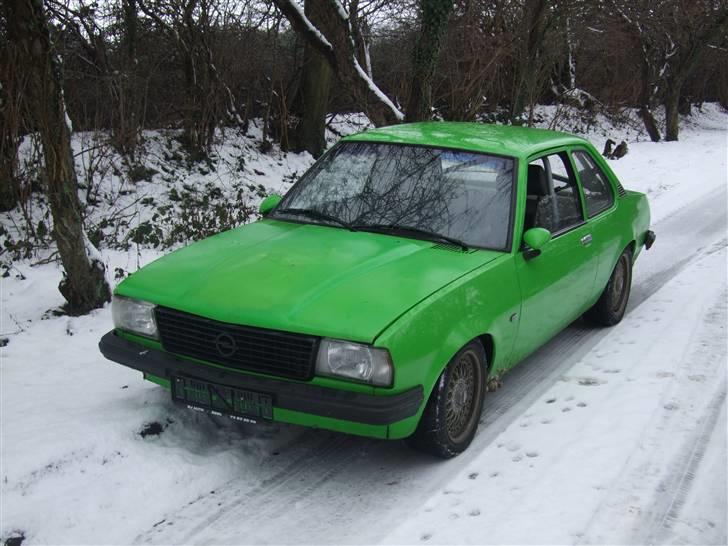Opel ascona b solgt billede 1