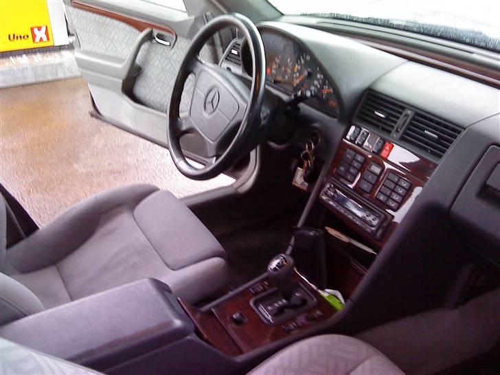 Mercedes Benz C 250D Elegance BYTTE VÆK billede 2