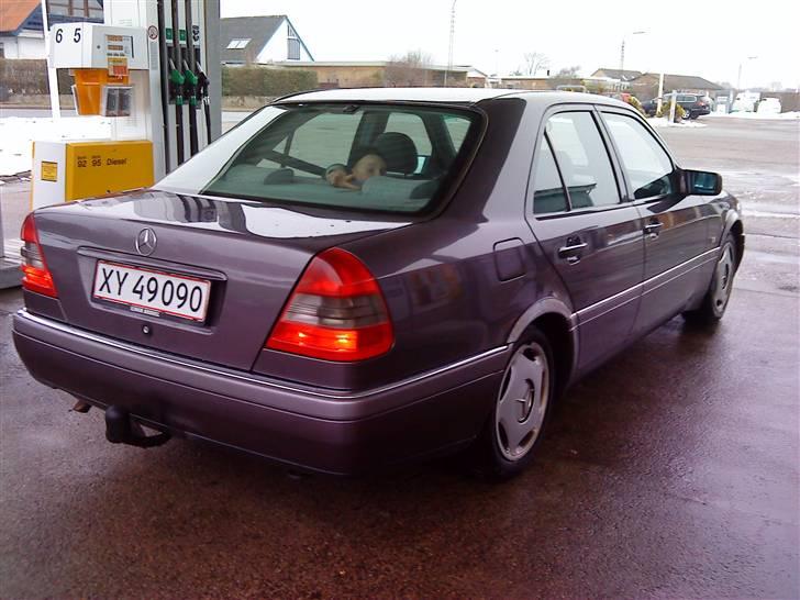 Mercedes Benz C 250D Elegance BYTTE VÆK billede 8