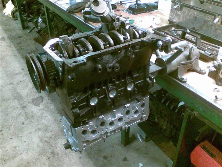 VW Transporter * SOLGT * - 1,9 motor på bænken, jeg vil godt ha lidt flere NM i bunden. billede 7