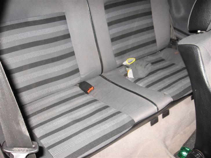 VW Golf 2 1,8 (GTI) SOLGT! billede 8