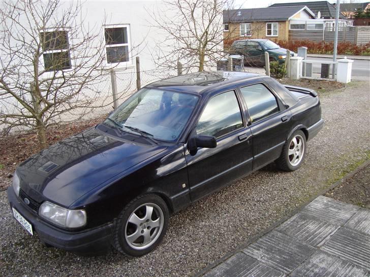 Ford Sierra 2.0 DOHC *Solgt* billede 2