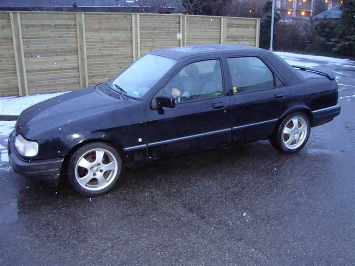 Ford Sierra 2.0 DOHC *Solgt* billede 4