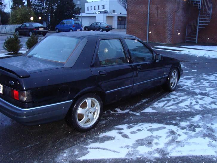 Ford Sierra 2.0 DOHC *Solgt* billede 6