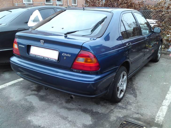 Honda civic 1,6i LS (MB1) SOLGT - Mangler nogle facelift baglygter. Orange blink er sgu lidt for "morfar". billede 6