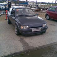 Ford Escort 1,3 CL 