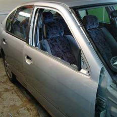 Nissan primera solgt