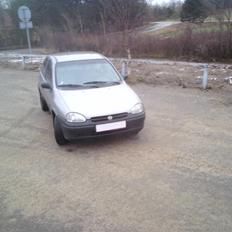Opel Corsa b