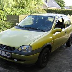 Opel Corsa 1,4 16V SOLGT!
