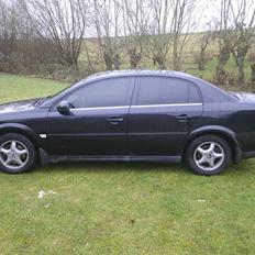 Opel Vectra 1.8 16v SOLGT