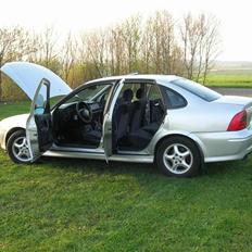Opel Vectra B 1,8 16 V Solgt