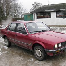 BMW 320i e30 solgt