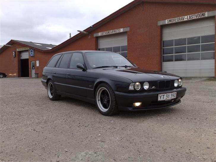 BMW 525i Touring solgt billede 18