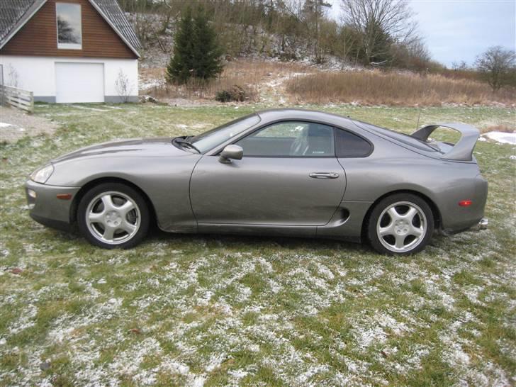 Toyota Supra MKIV Facelift SOLGT billede 3