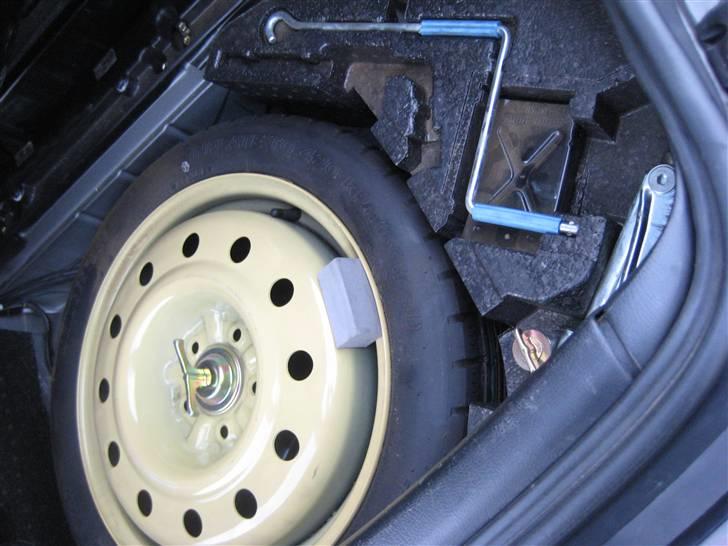 Toyota Supra MKIV Facelift SOLGT billede 10