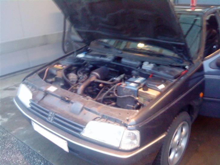 Peugeot 405 Solgt - Motoren :D K&N filter billede 4