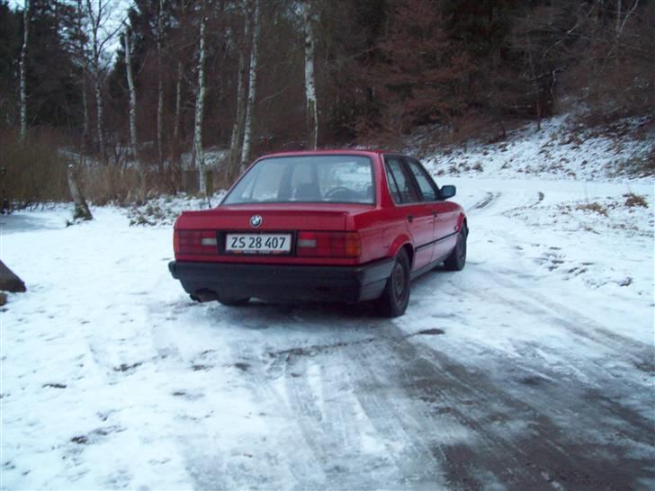 BMW 320i E30 SOLGT billede 6