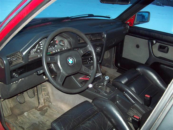 BMW 320i E30 SOLGT billede 12