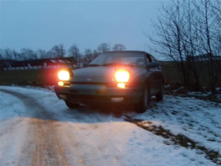 Mazda 323f billede 7