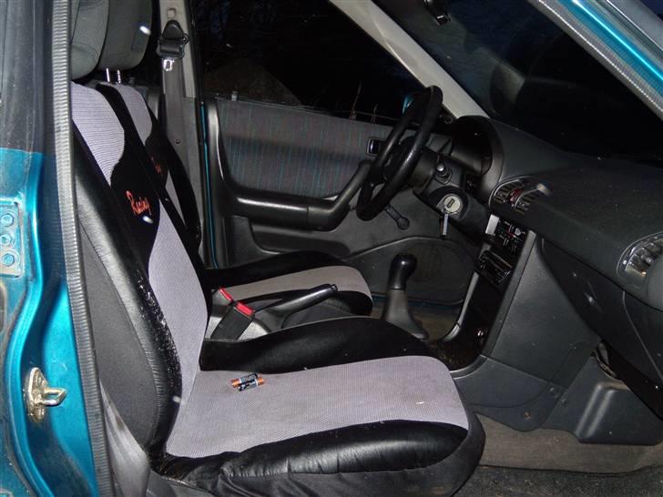 Mazda 323f billede 8