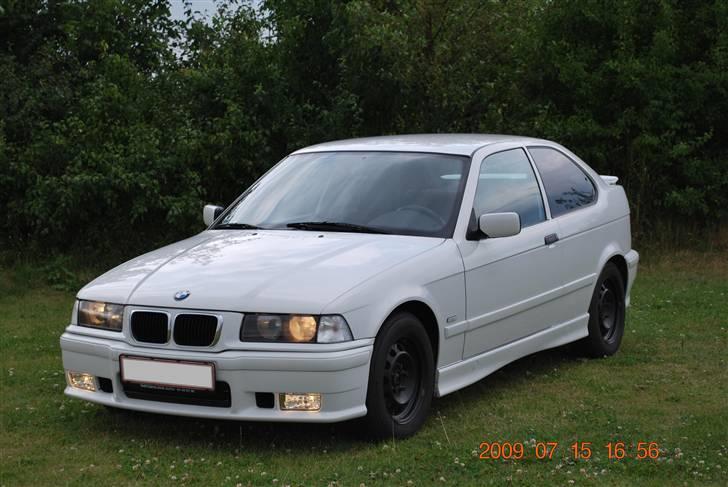 BMW 323ti billede 1