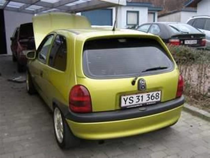 Opel Corsa 1,4 16V SOLGT! billede 8