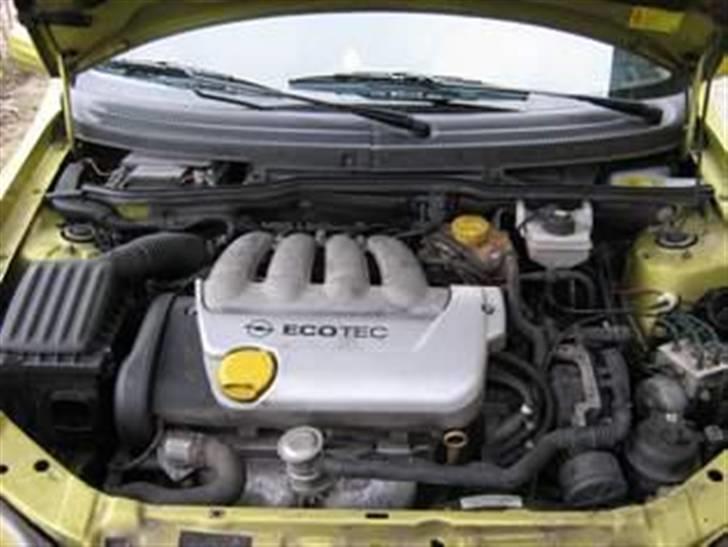 Opel Corsa 1,4 16V SOLGT! billede 10