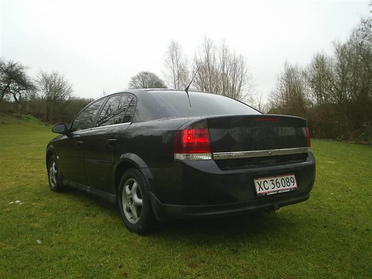 Opel Vectra 1.8 16v SOLGT - Sorte baglygter billede 3