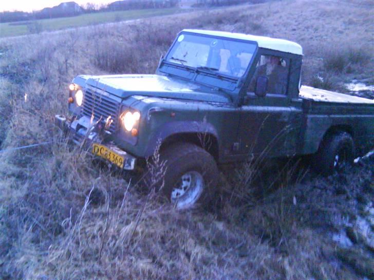 Land Rover Defender 110 ER VÆK - skulle lige ud og prøven de nye dæk  billede 9