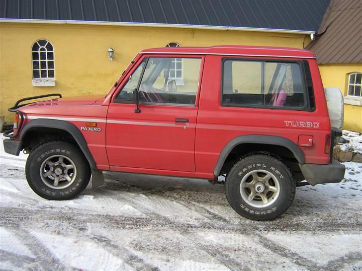 Mitsubishi pajero billede 2