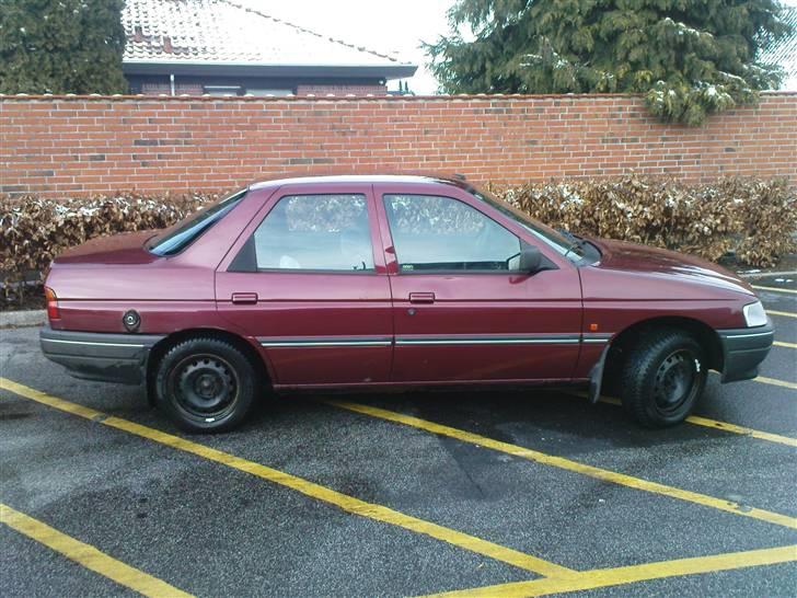 Ford escort clx billede 2