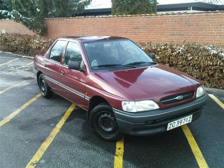 Ford escort clx billede 3